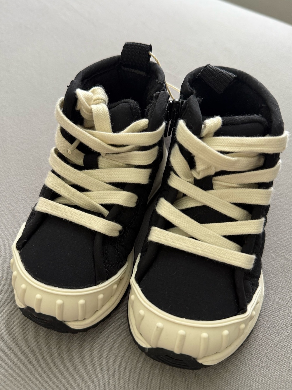 Zara Black High-Top Sneakers with Cream Laces